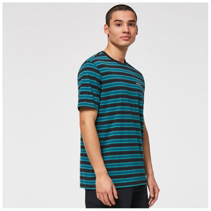 Oakley - Tight Stripe T-Shirt in Green Pool